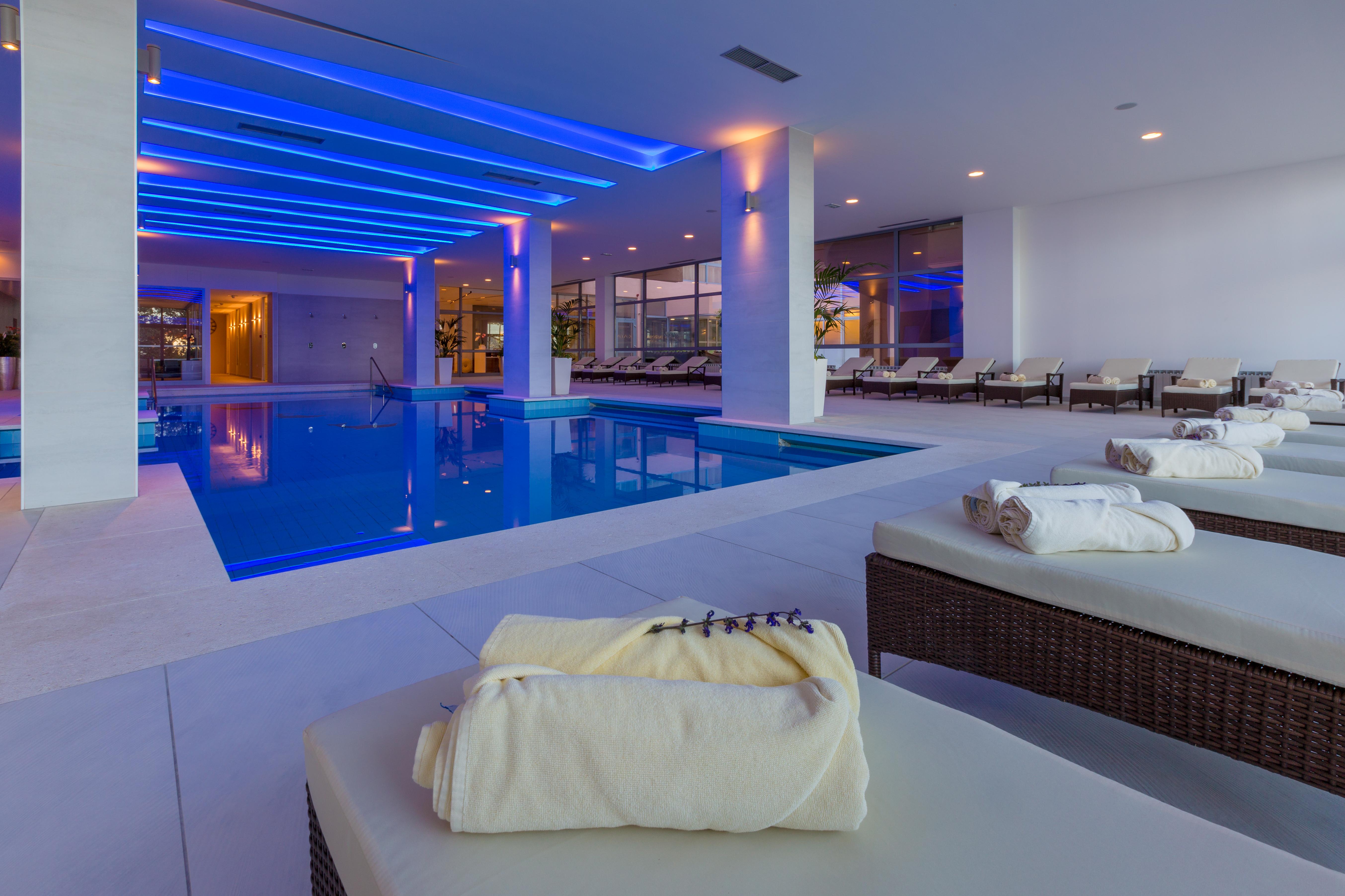Hotel Katarina Selce Bagian luar foto