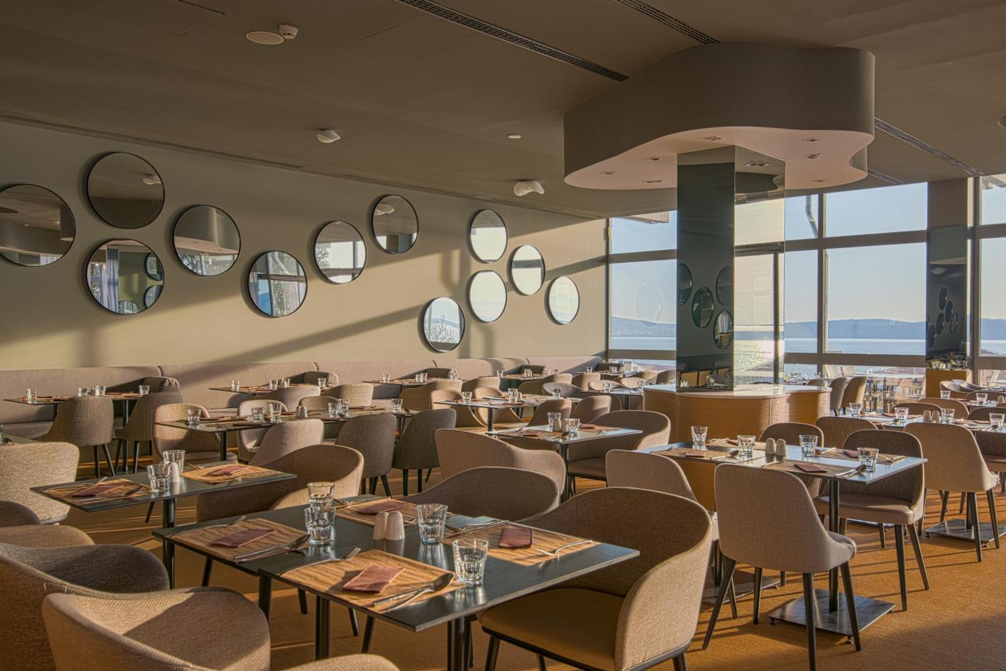 Hotel Katarina Selce Bagian luar foto
